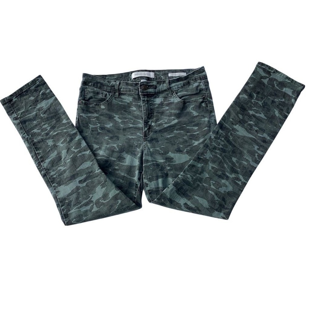 Vintage America Women's Camo Skinny Jeans Size‎ 12 Green